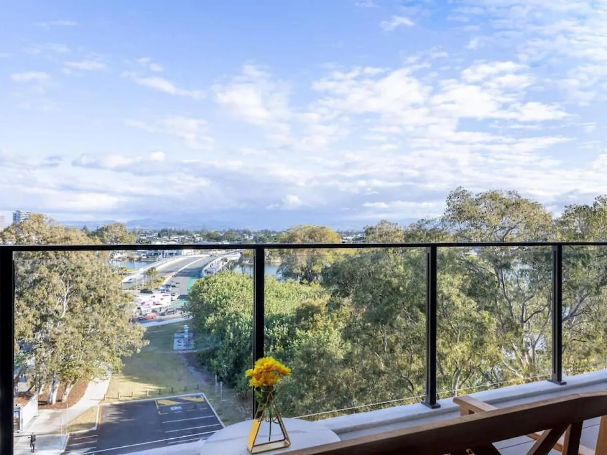 Brandnew Two Bed Apt In Surfers Paradise With Carpark Gold Coast 0*,  Australia