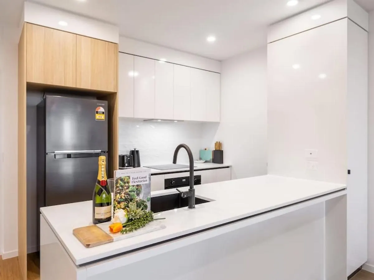 Apartment Brandnew Two Bed Apt In Surfers Paradise With Carpark Gold Coast