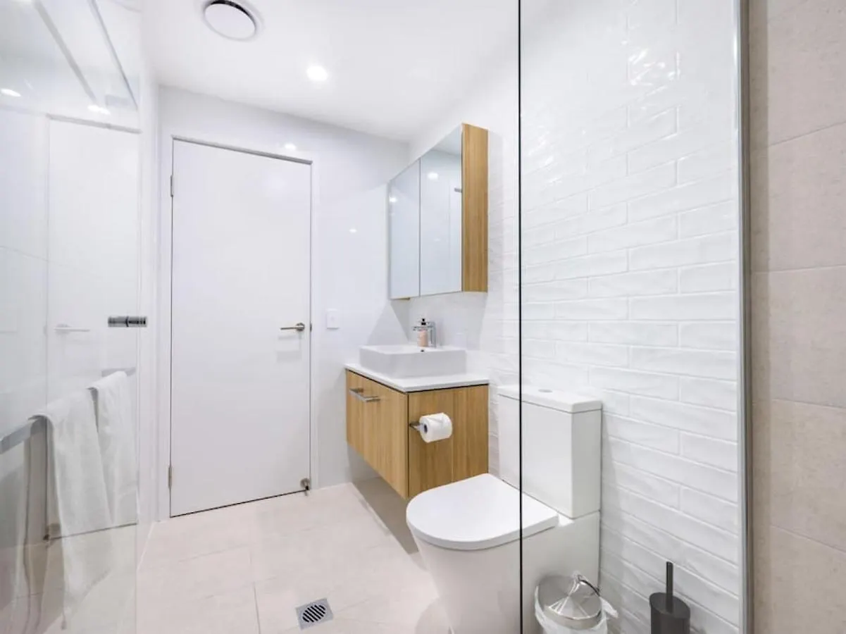 Brandnew Two Bed Apt In Surfers Paradise With Carpark Gold Coast